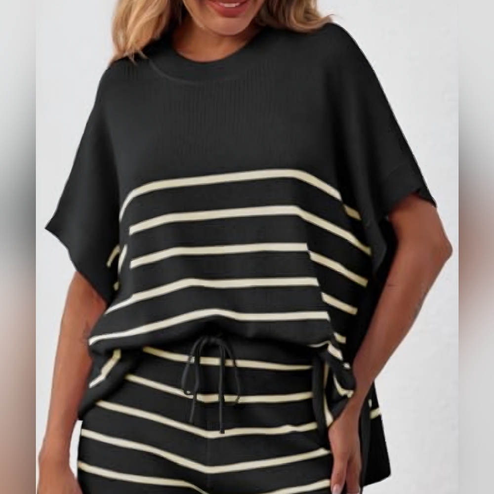 Fisoew Black & Cream Striped Knit Tunic Top Oversized Small - New With Tags